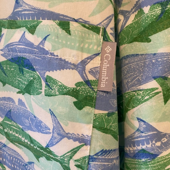 MEN’s LARGE COLUMBIA PFG HAWAIIAN ALOHA SHIRT WITH GREEN/BLUE SPORTFISHING PRINT - Picture 5 of 6
